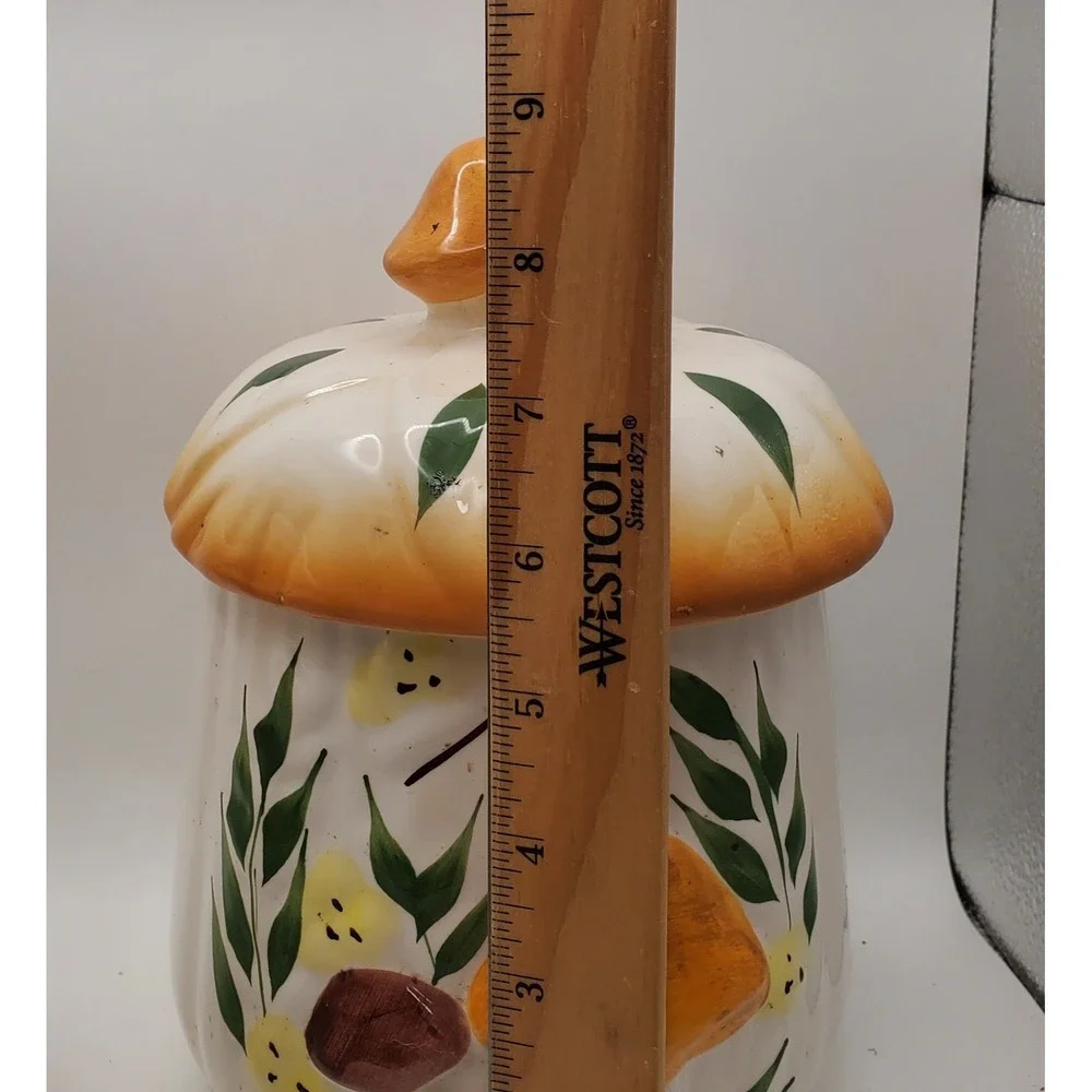 N/A vintage ceramic
